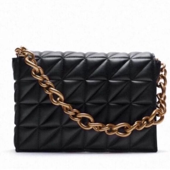 Black Quilted Chain Shoulder Bag - Picture 7 of 13